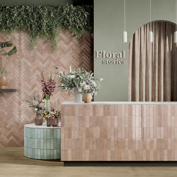# SMALL - LA FABBRICA AVA fondi dal look acquarello dove il colore è al centro del design
