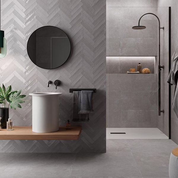 # TOTALOOK - EMILCERAMICA esplora il mondo delle resine in una serie contemporanea